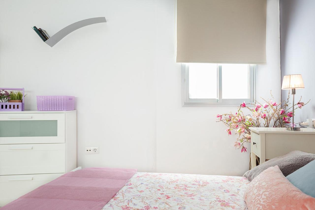 Apartamento Pasaje Valvanera Sevilla Kültér fotó