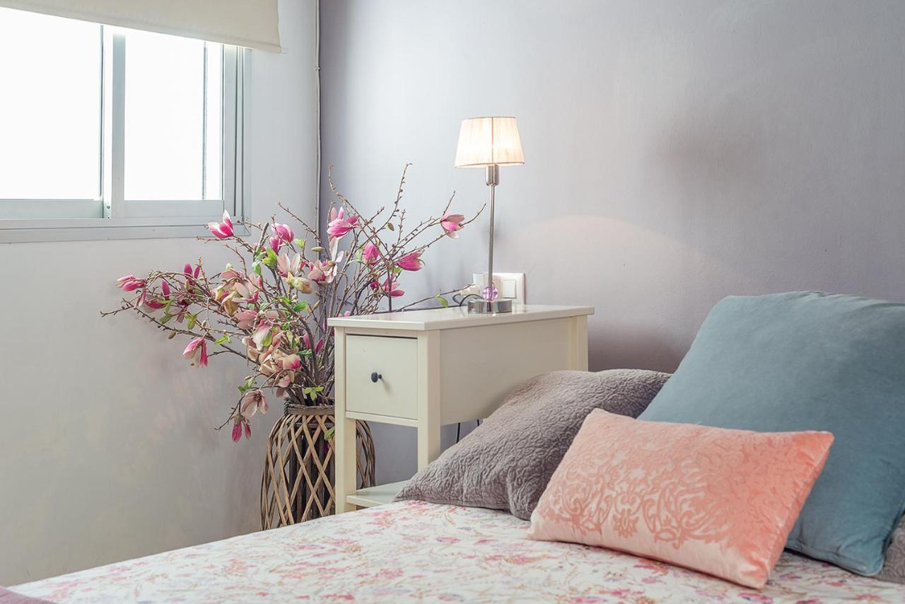 Apartamento Pasaje Valvanera Sevilla Kültér fotó
