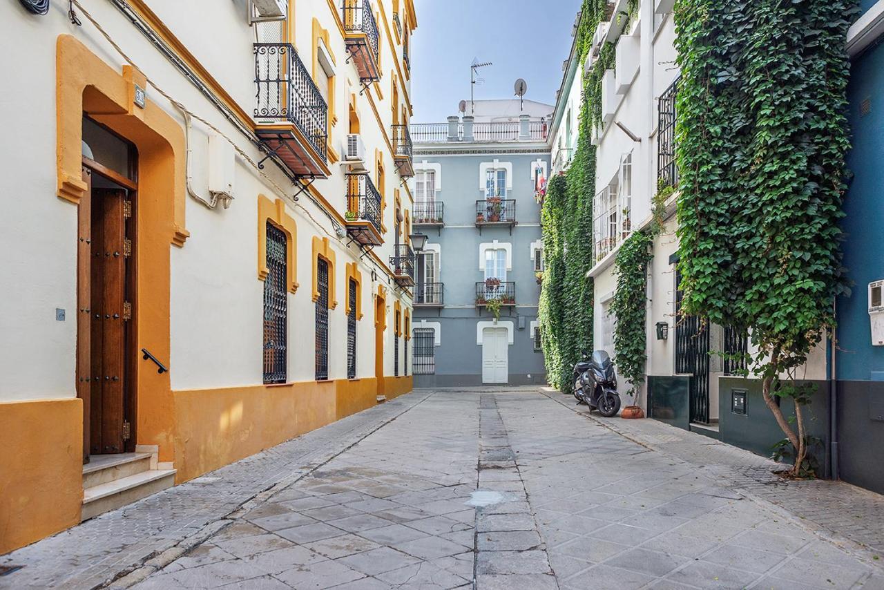 Apartamento Pasaje Valvanera Sevilla Kültér fotó
