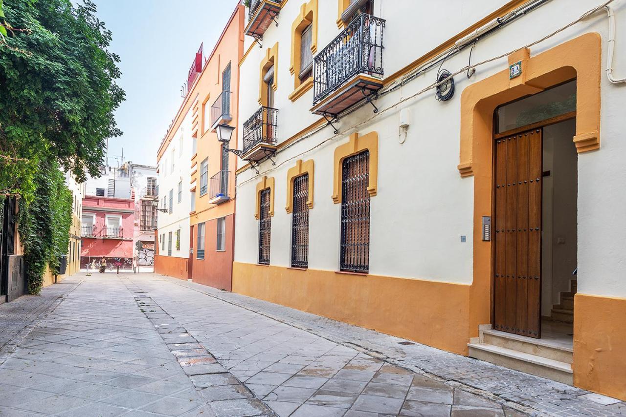 Apartamento Pasaje Valvanera Sevilla Kültér fotó