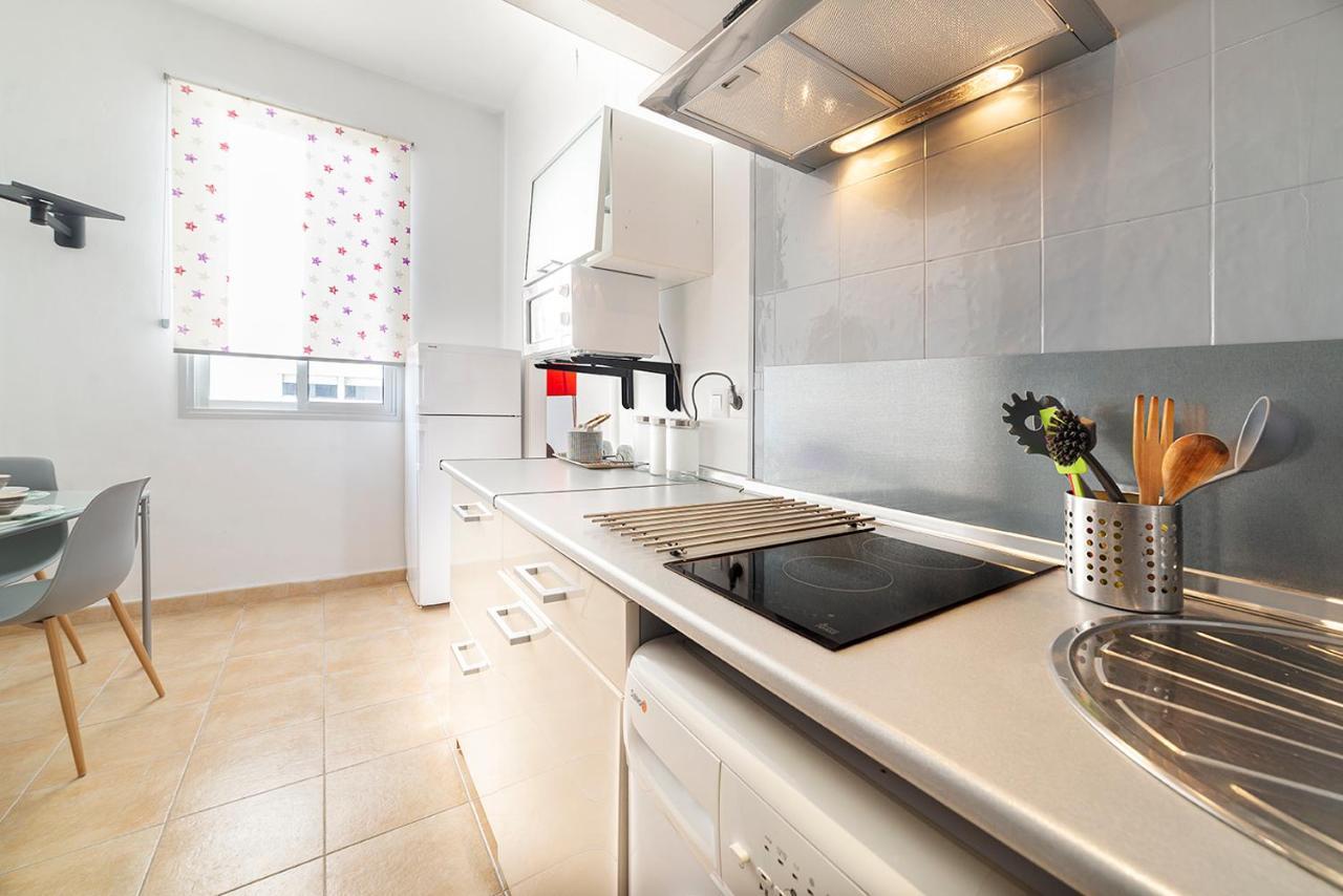 Apartamento Pasaje Valvanera Sevilla Kültér fotó