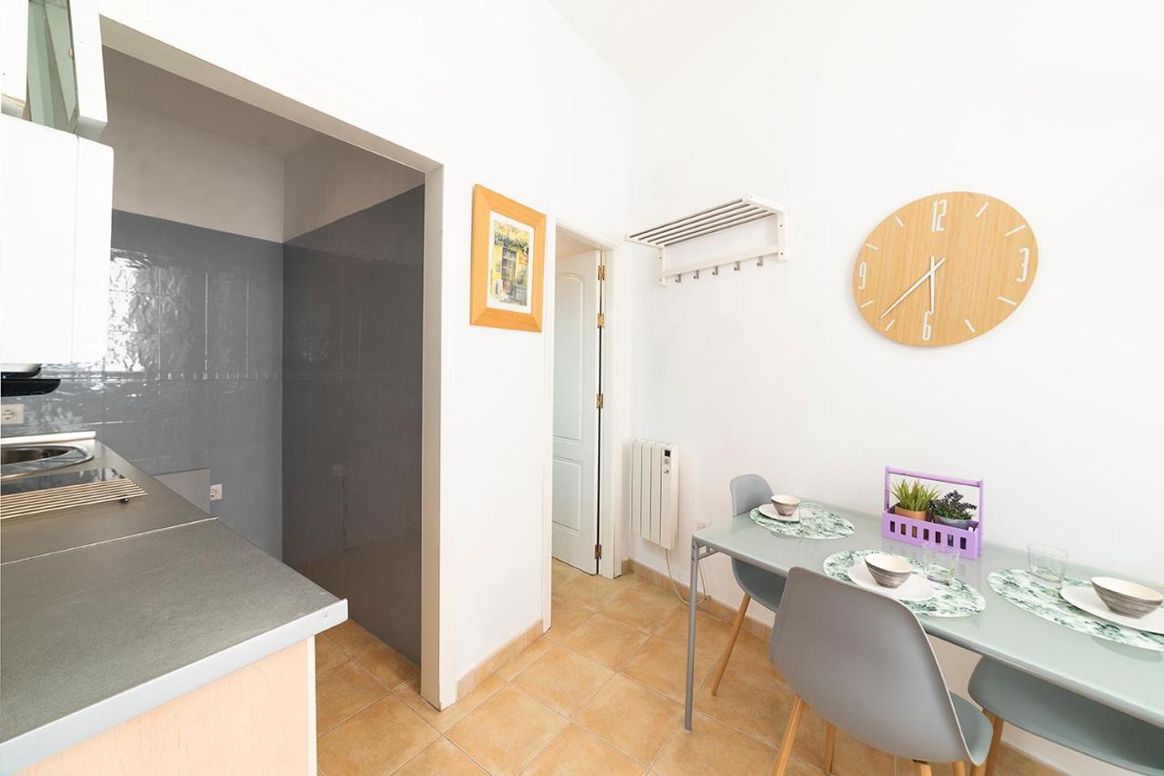 Apartamento Pasaje Valvanera Sevilla Kültér fotó